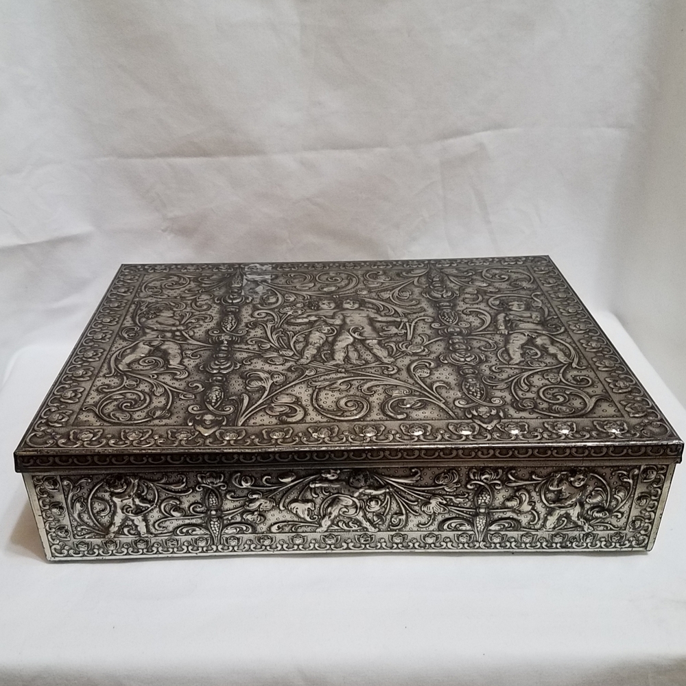 Vtg Lrg Cherub EmbossedTin Container